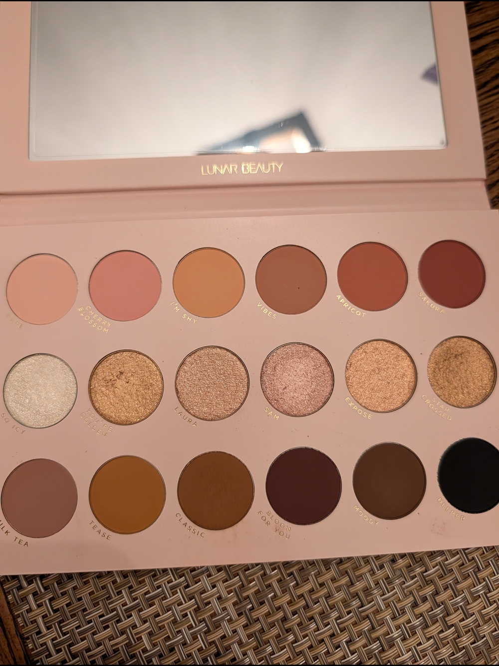 Lunar Beauty Nude Prism Eyeshadow Palette New In box lightly Swatched